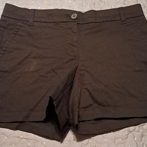 Crown & Ivy black shorts size 8 - Picture 1 of 6